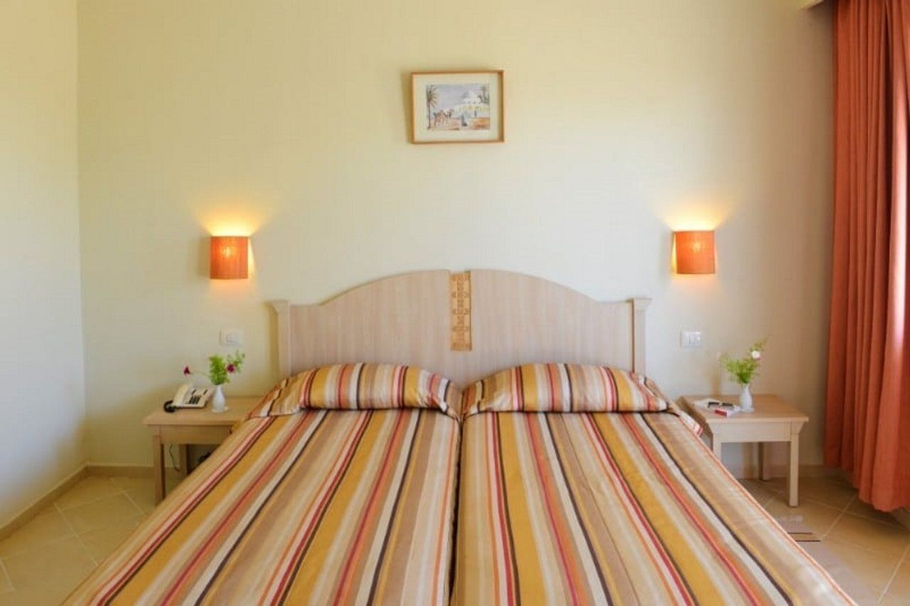 Meninx Hotel Triffa Luaran gambar
